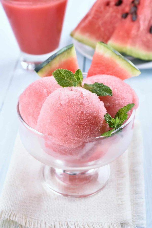 Quelle recette pour un sorbet à la framboise sans sorbetière ni sucre ajouté?